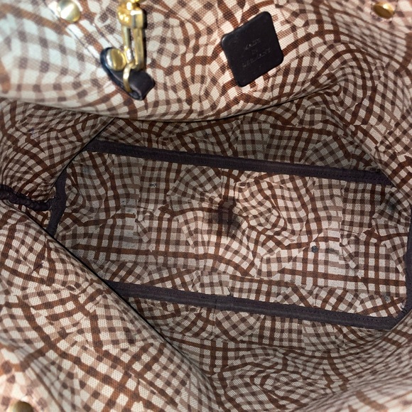 MCM Tan Leather Tote Bag - Picture 13 of 15